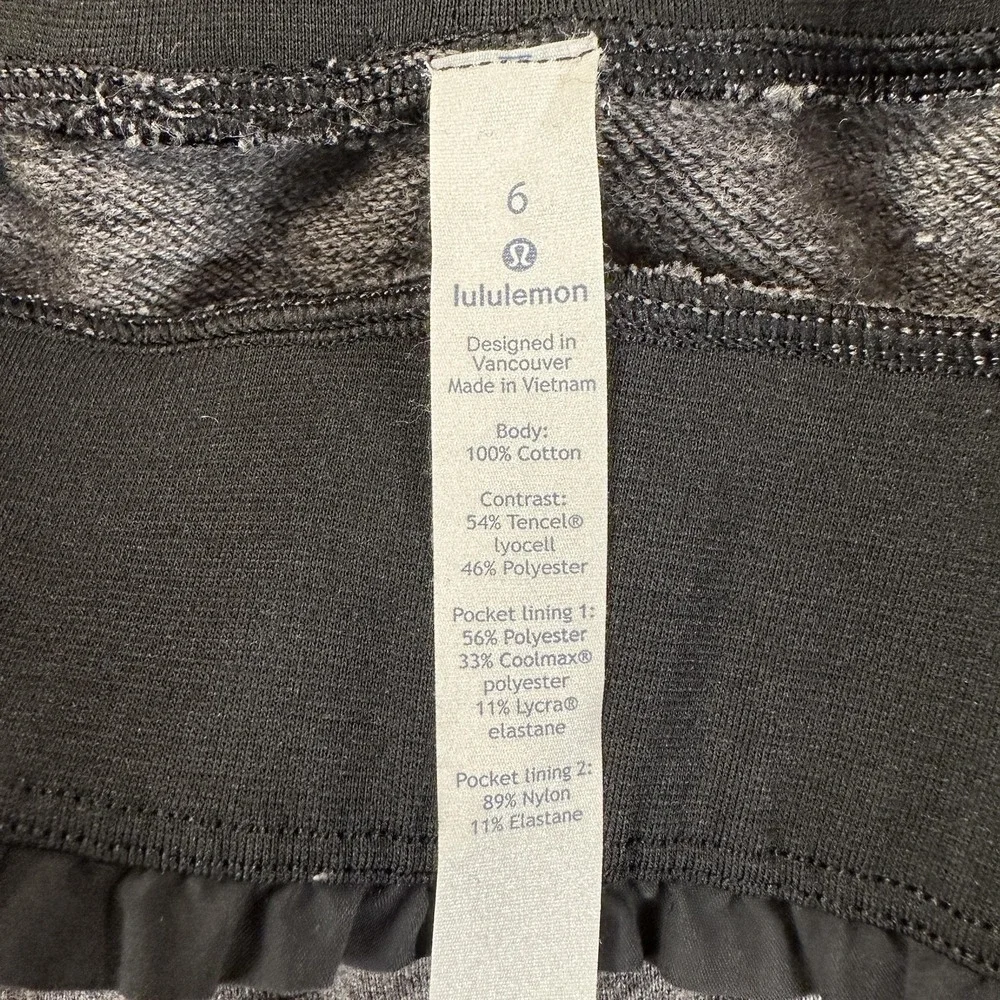 Lululemon Shorts Womens 6‎ Gray Sweat Relaxed Fit High Waist Pockets Athletic
